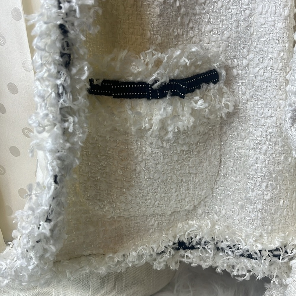 ESCADA VINTAGE COAT WHITE NAVY GROSGRAIN BOW TRIM VINTAGE 2002 WITH TAGS - Picture 3 of 16